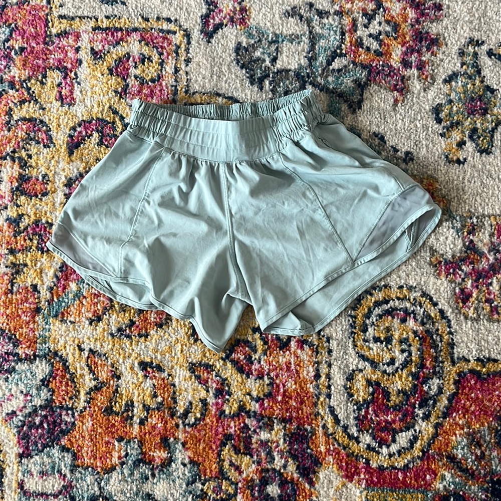 Lululemon 2.5 shorts